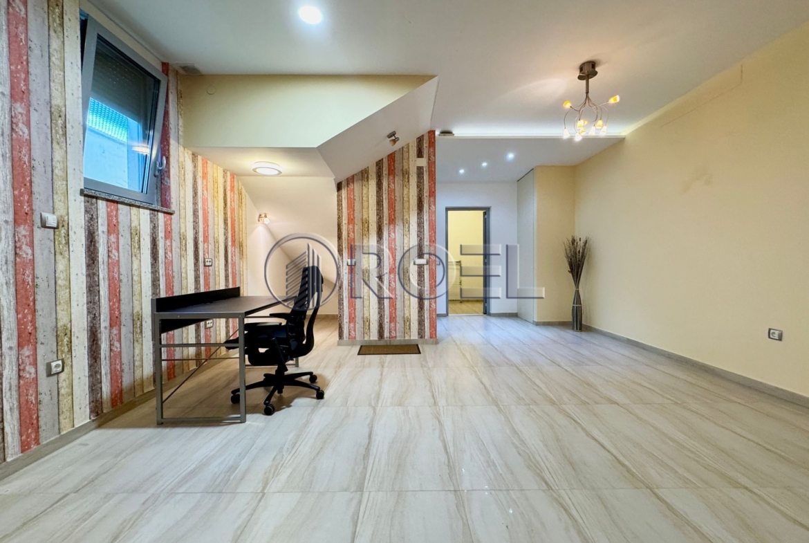 Zagreb, Jarun, attractive two-storey 5-bedroom apartment, 270 m2 + GPS