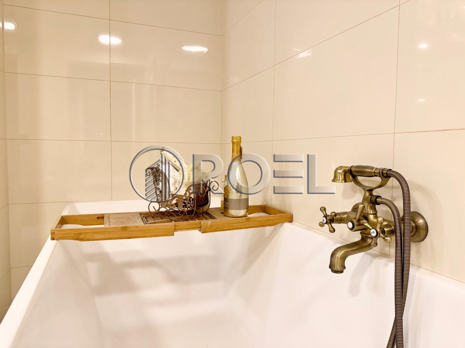 934_28_1754857463 Zagreb, Vrbani III perfektan četverosoban stan NKP 220 m2