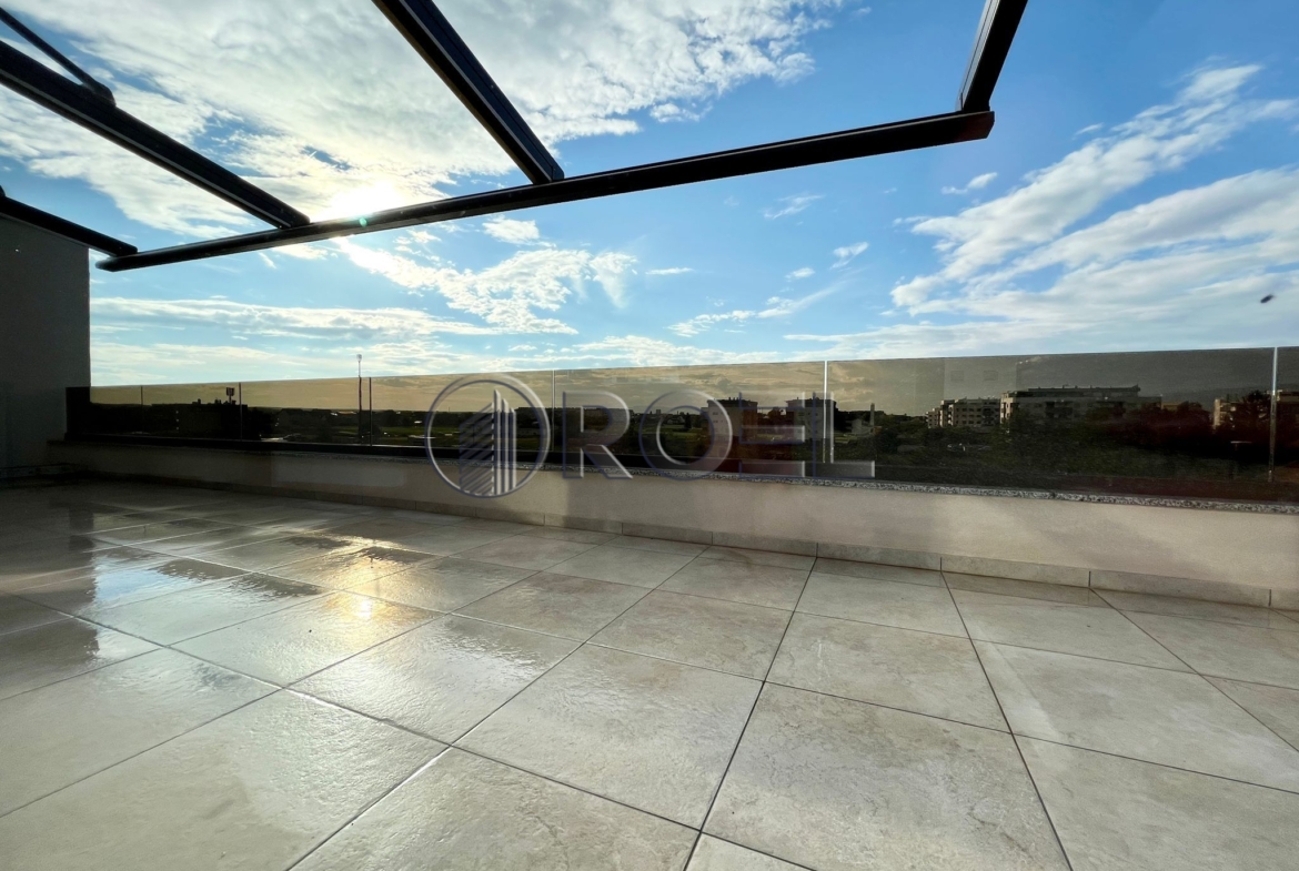 Petorosobni stan: Velika Gorica, NKP 141.95 m² + GPM + SPR