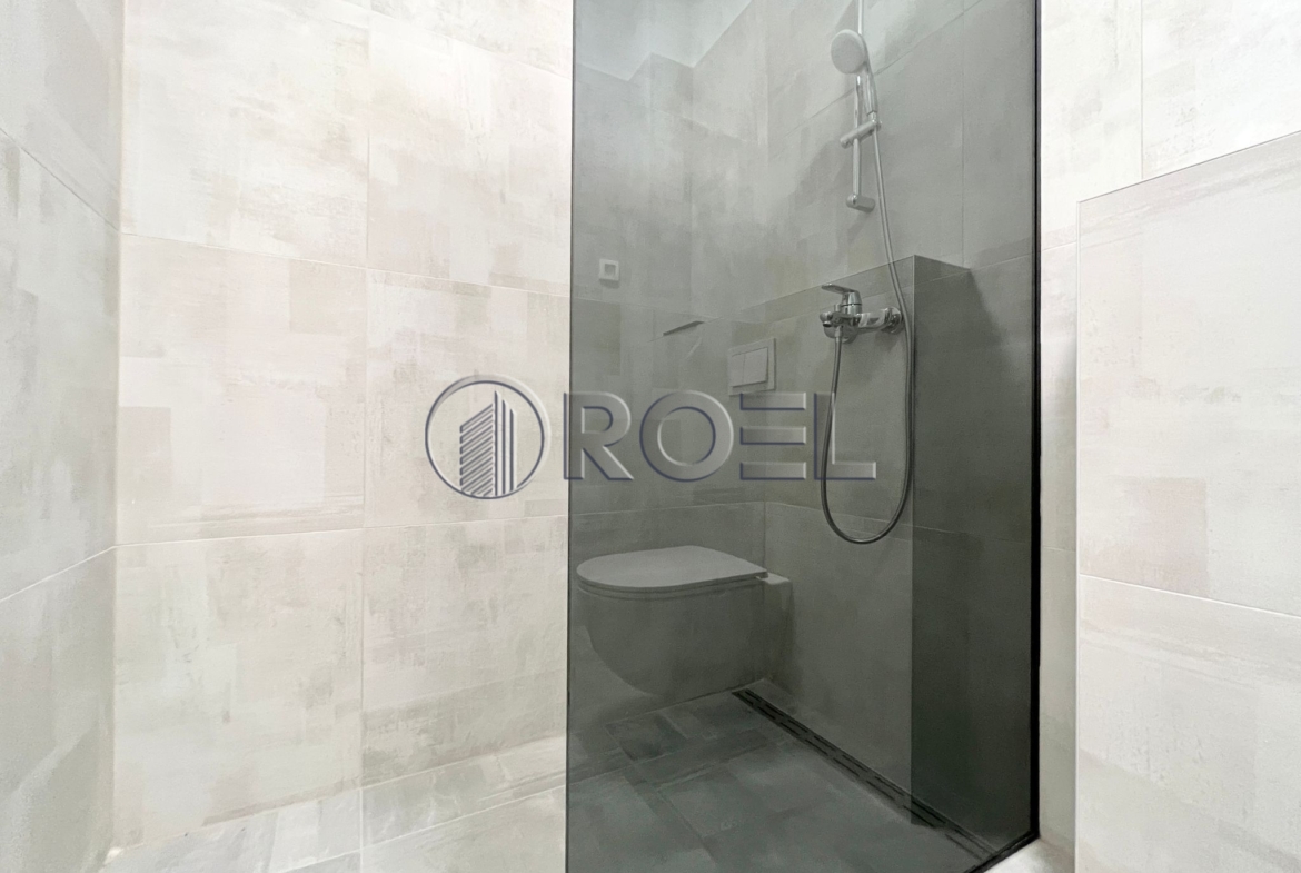Petorosobni stan: Velika Gorica, NKP 141.95 m² + GPM + SPR