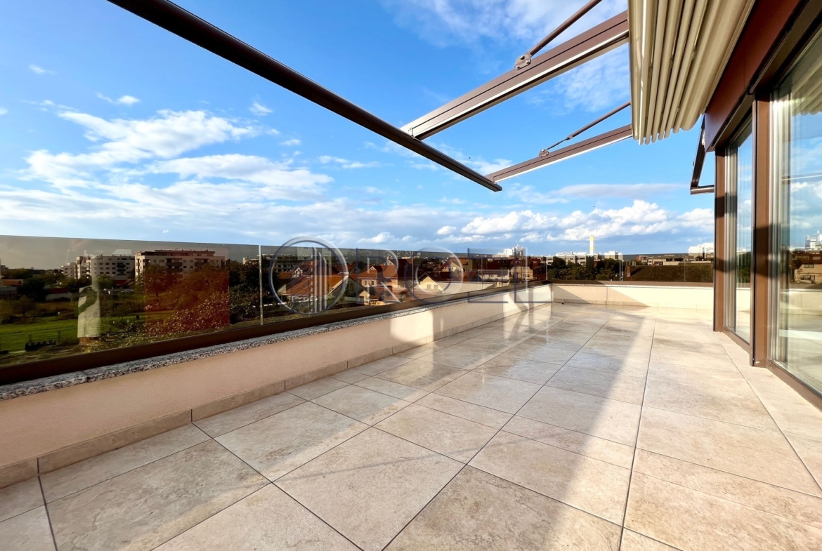 Petorosobni stan: Velika Gorica, NKP 141.95 m² + GPM + SPR