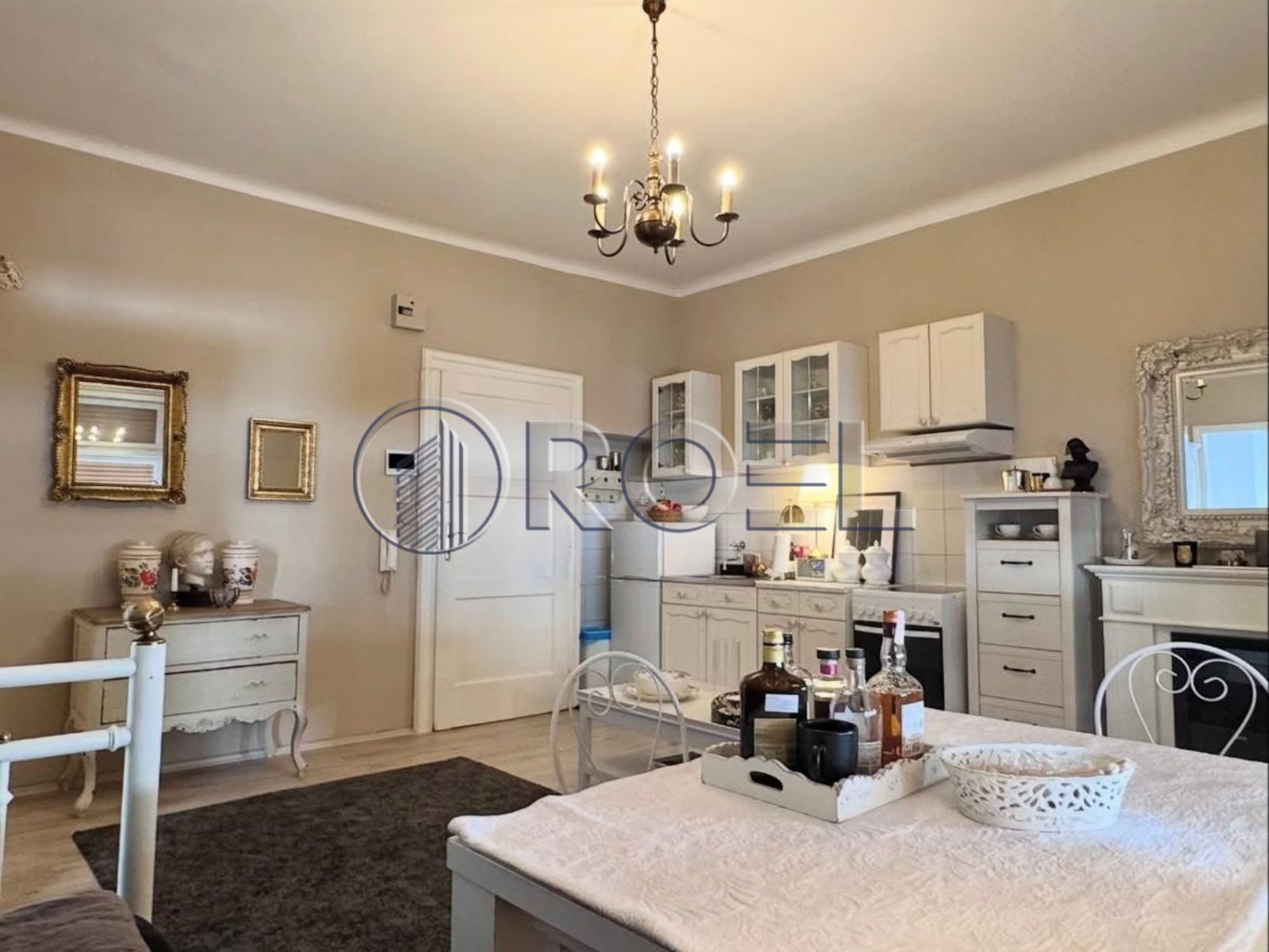 947_2_1755207274 Zagreb, Trg bana Josipa Jelačića, centar, dvosobni stan, NKP 45 m2