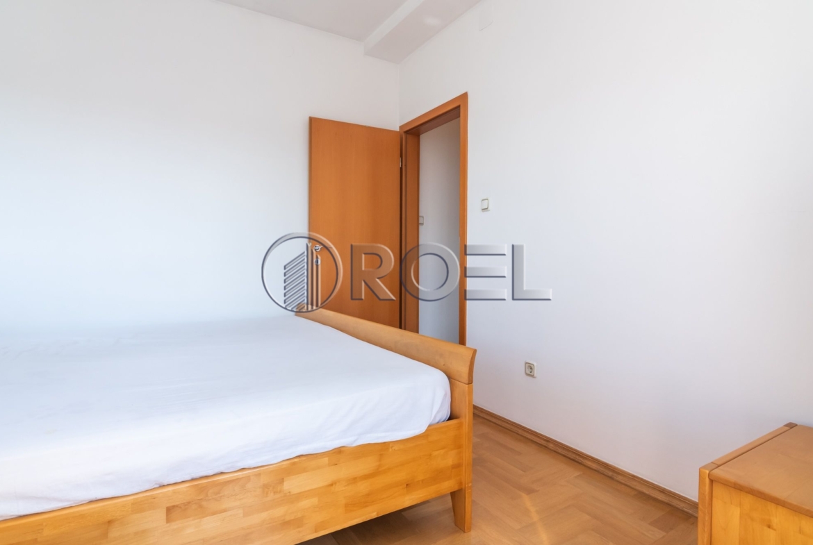 Novi Zagreb, Lanište, trosobni stan, NKP 73m2, za najam