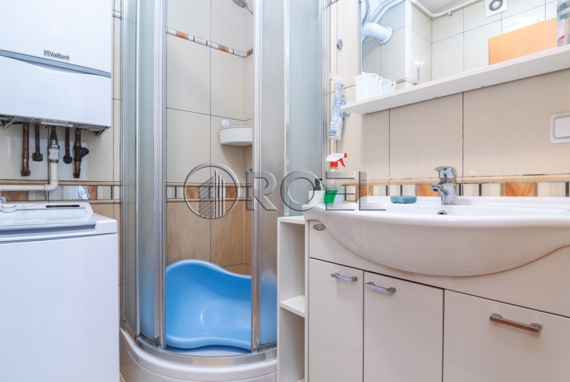 Novi Zagreb, Lanište, trosobni stan, NKP 73m2, za najam