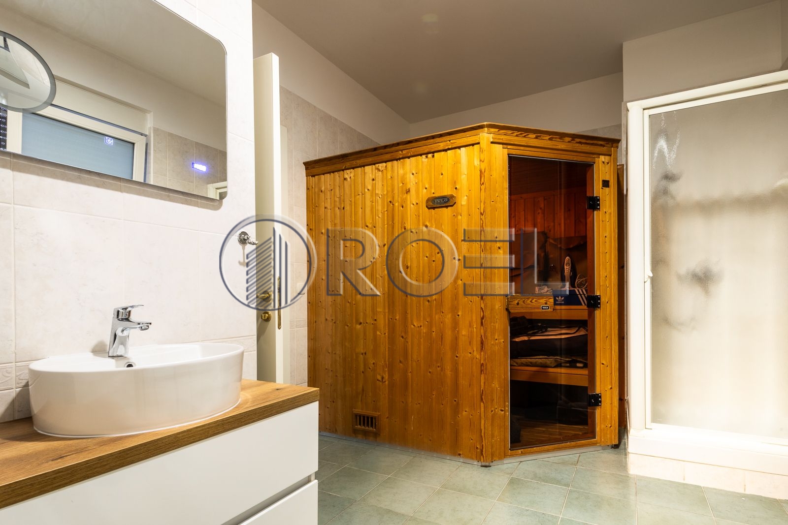 969_11_1756140789 Zagreb, Gornje Prekrižje VMD luksuzan četverosoban stan 160 m2, garaža