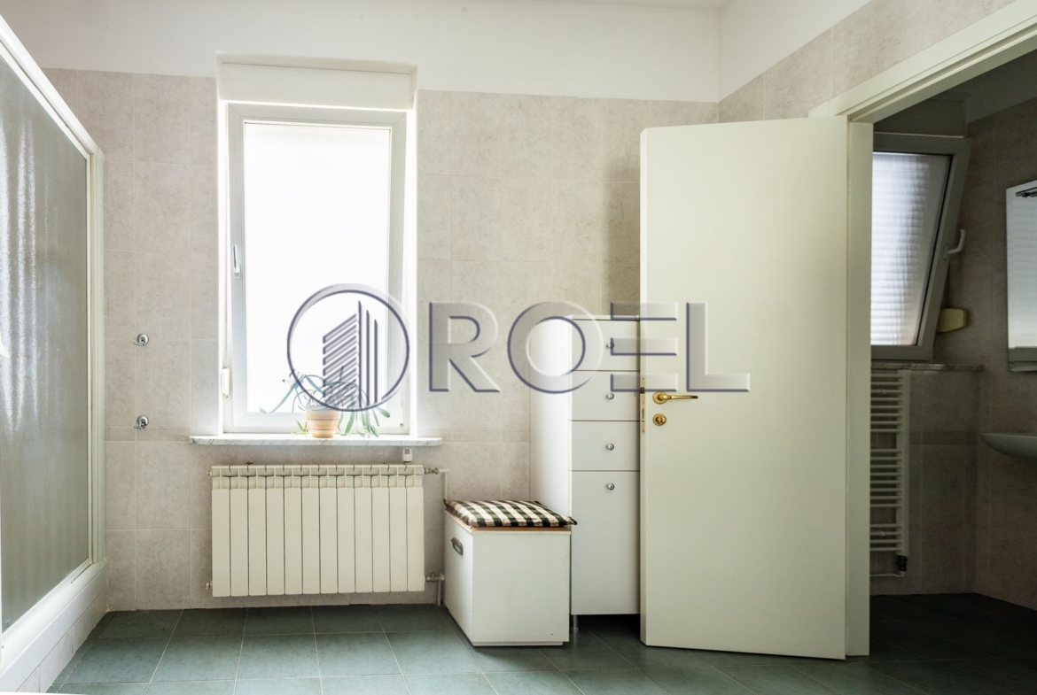 Zagreb, Gornje Prekrižje VMD luksuzan četverosoban stan 160 m2, garaža