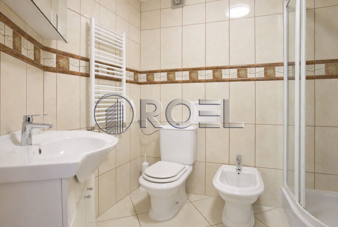 Trosobni stan, Zagreb, Trokut, Hermanova ul., NKP 58 m²