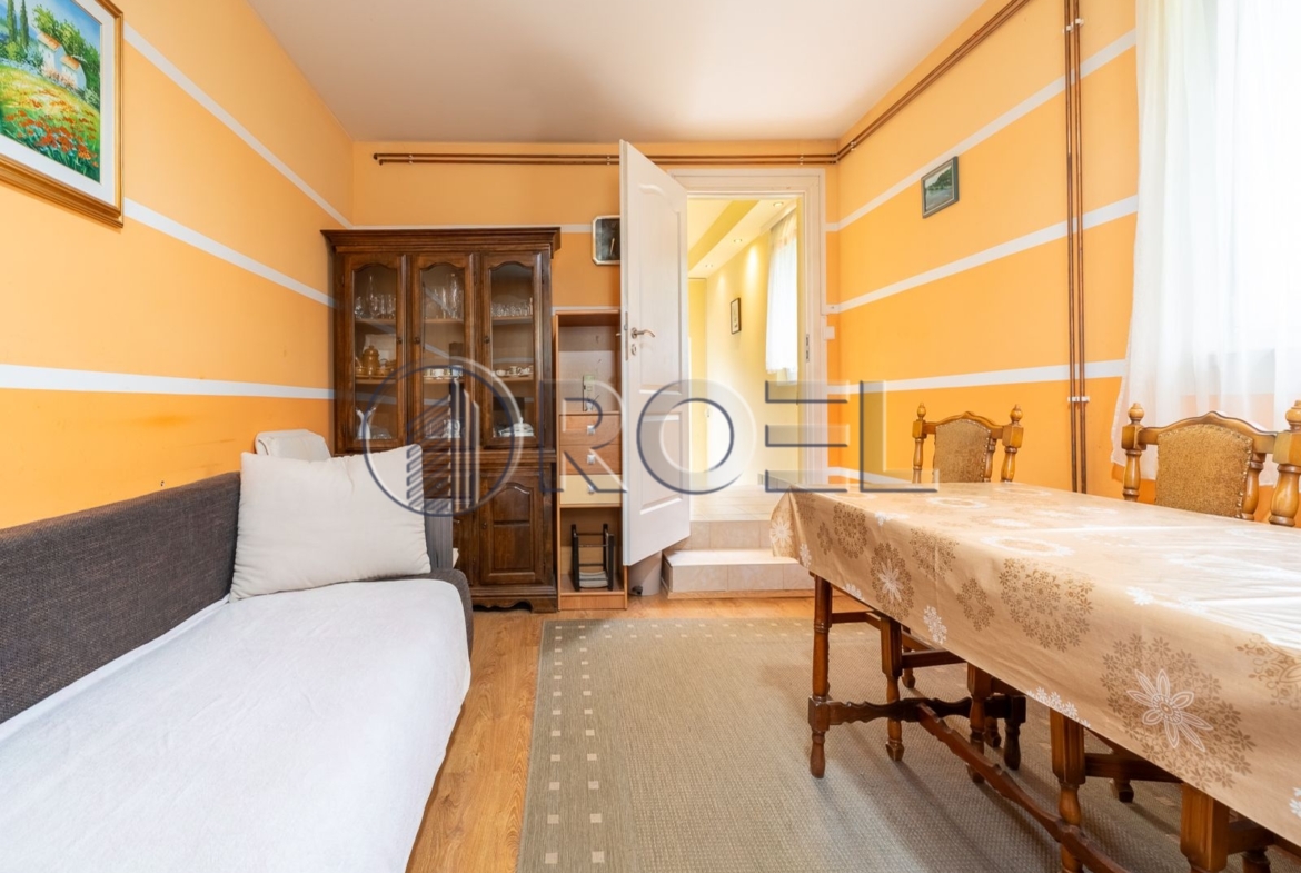 Land area 815 m2 with house, Zagreb, Dubrava, Miroševečka
