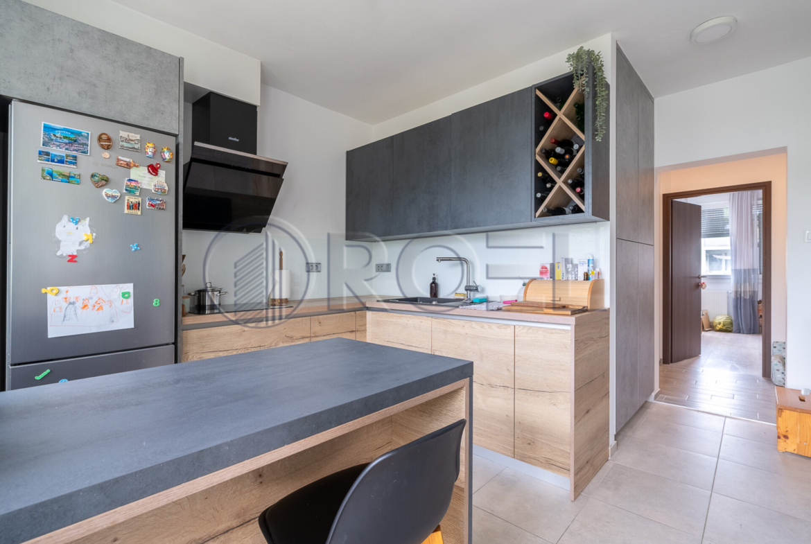 Three-Bedroom Apartment, Klaka, Dubrava, Zagreb, 73.50 m², For Sale