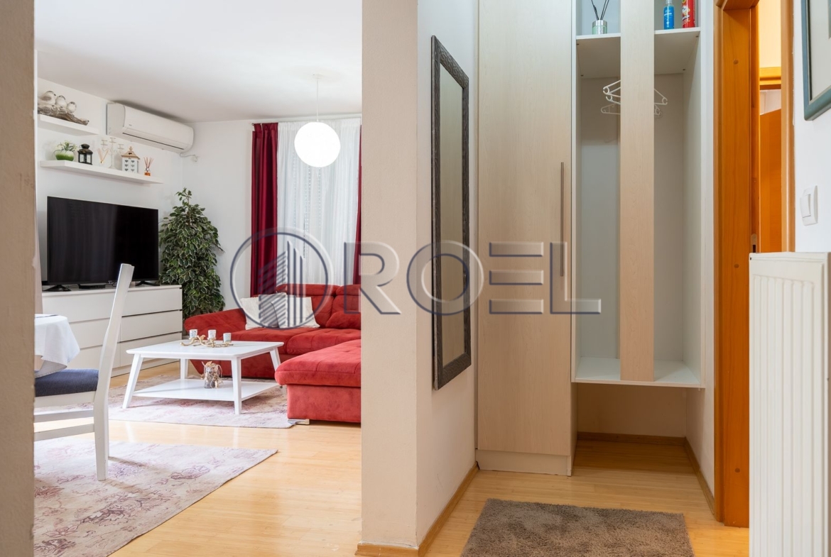 Zagreb, Savska opatovina, moderan trosobni stan NKP 64m2, za najam