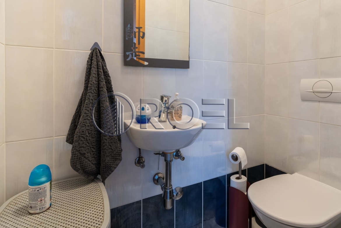 Zagreb, Savska opatovina, moderan trosobni stan NKP 64m2, za najam