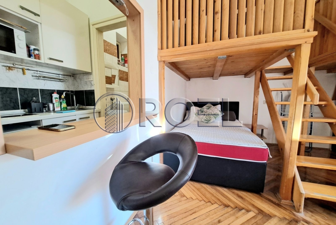 Zagreb, strict city center, commercial space 25.25 m² for rent