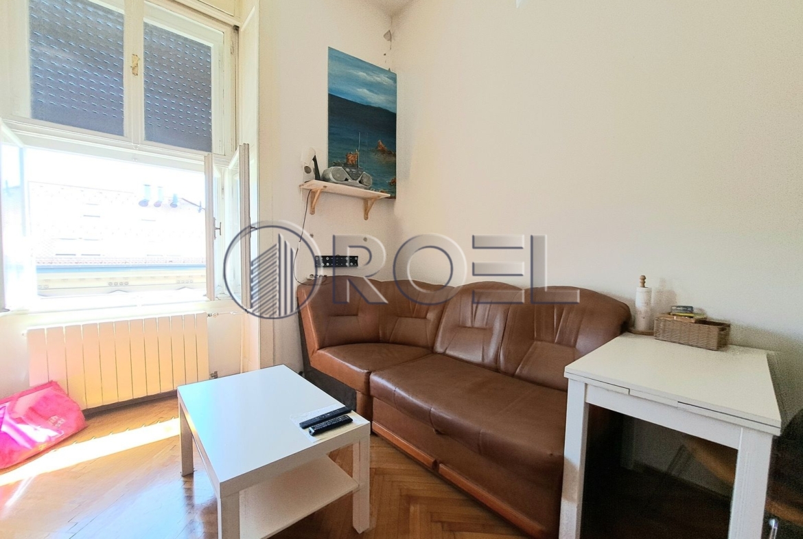 Zagreb, strict city center, commercial space 25.25 m² for rent