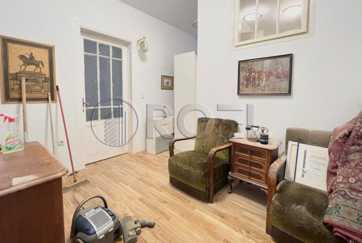 Zagreb, Ribnjak, Četverosobni stan s vrtom, NKP 155 m2, Prodaja