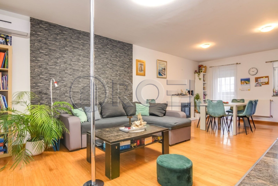 Zagreb, Rudeš, četverosoban stan, 120 m2