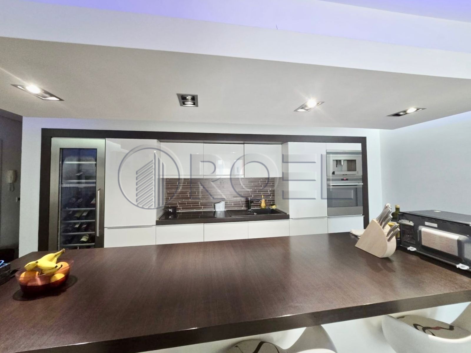 138949_130_13282 Zagreb, Vrbani, luksuzan trosobni stan 92 m2, prodaja
