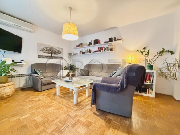 Zagreb, Malešnica, Ivane Brlić Mažuranić, trosobni stan, 70 m2