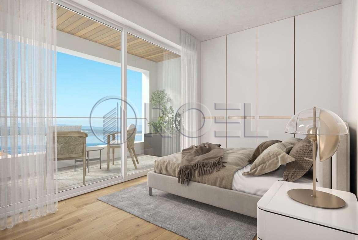 Crikvenica, dvoetažna kuća 79,3 m2 s bazenom, prodaja