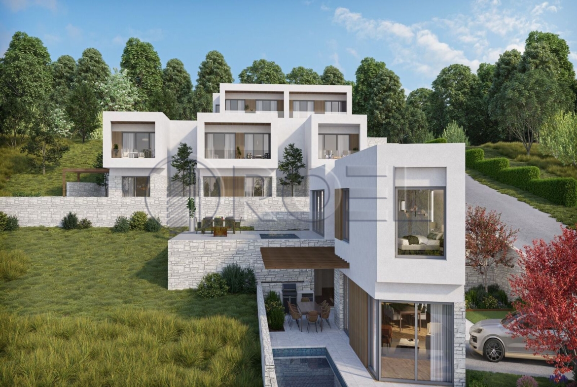 Crikvenica, dvoetažna kuća 79,3 m2 s bazenom, prodaja