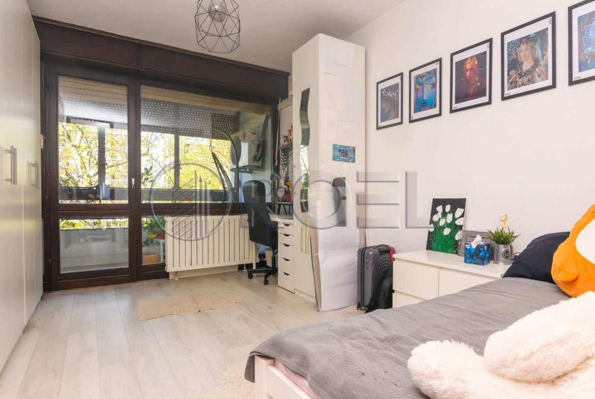 Zagreb, Siget, četverosobni dvoetažni stan 97 m2, prodaja