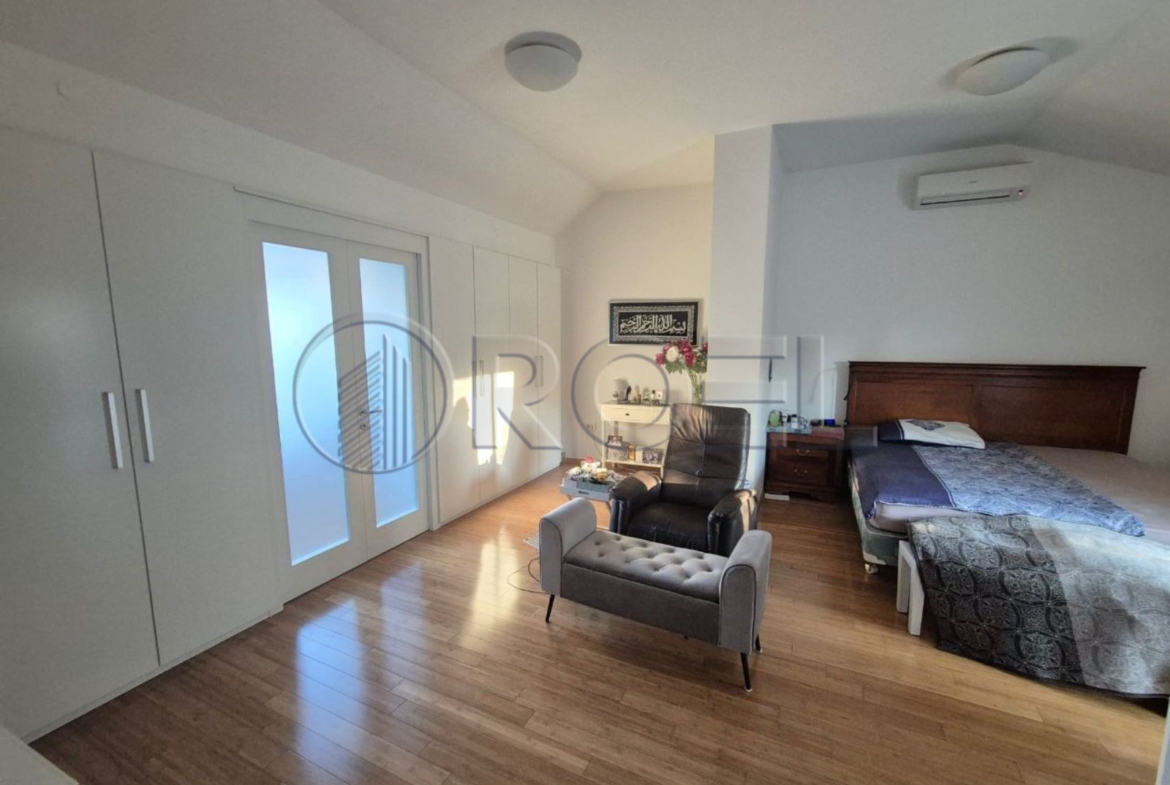 Zagreb, Šalata, Šesterosobni stan, NKP 151 m2
