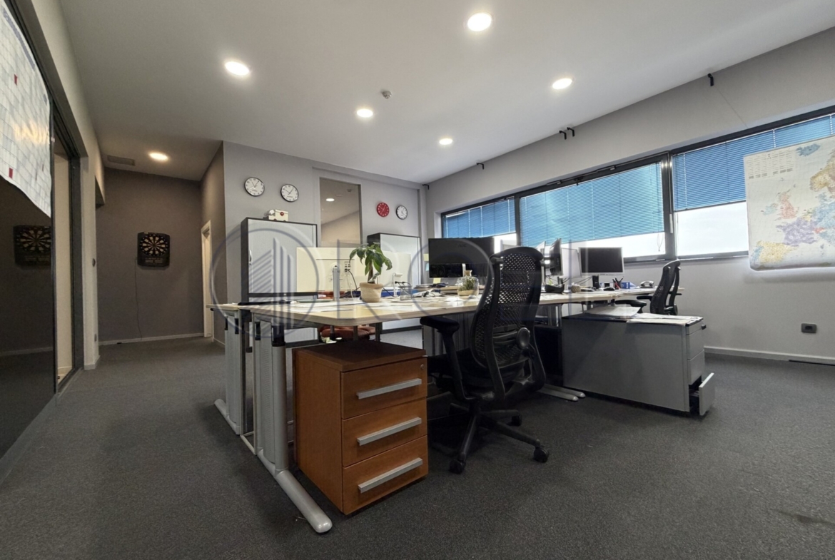 Poslovni prostor, uredi za najam, Slavonska avenija, 130 m2
