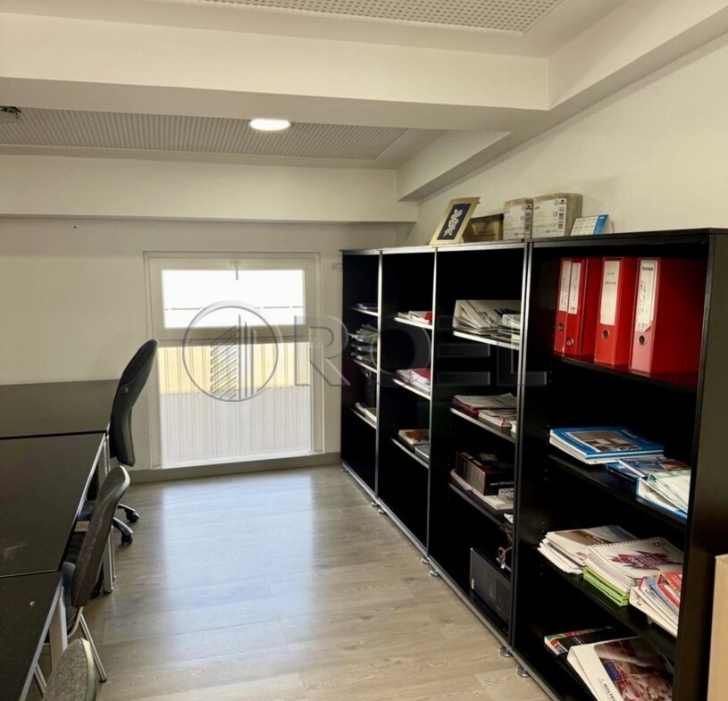 Poslovni prostor, ured za najam, Đakovo, 35 m2