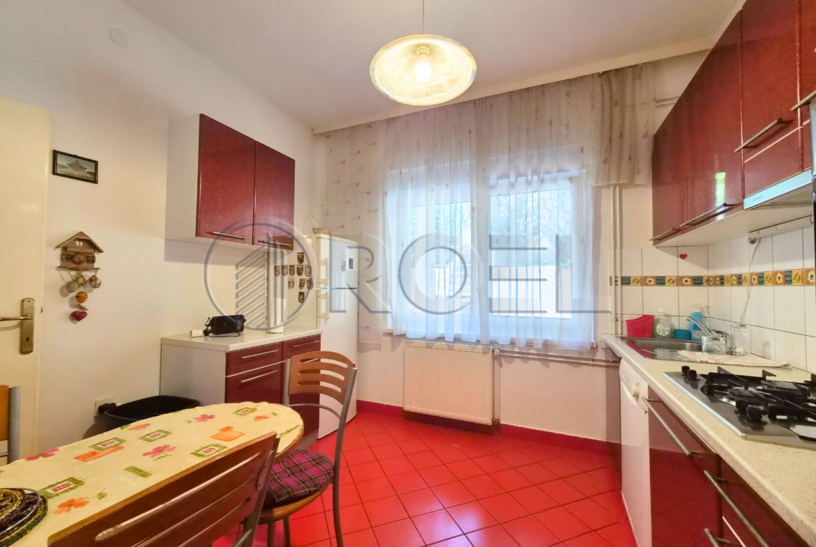 Zagreb, dugi dol odličan trosoban stan NKP 80 m2