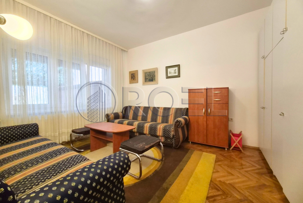 Zagreb, dugi dol odličan trosoban stan NKP 80 m2